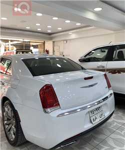 كرايسلر 300